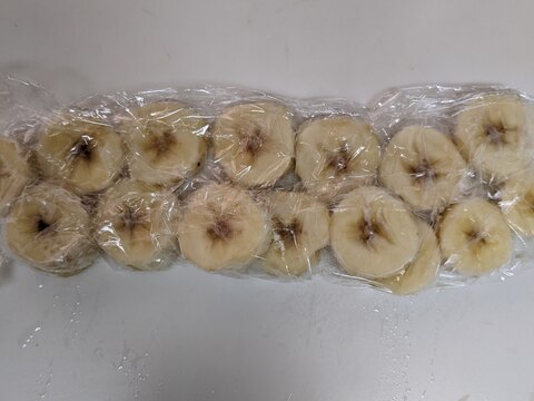 バナナの冷凍はお手軽です